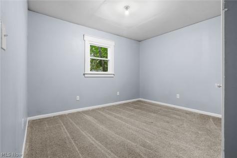 2012 Endrow Avenue NE Canton OH 44705