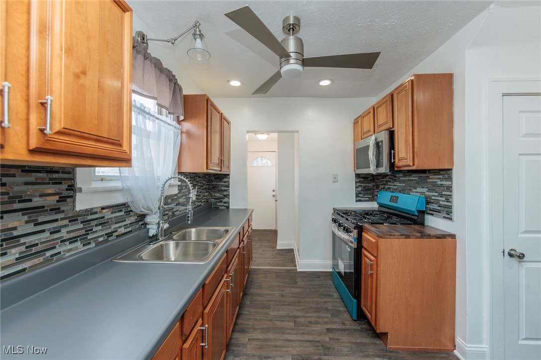 261 Madison Avenue Akron OH 44320