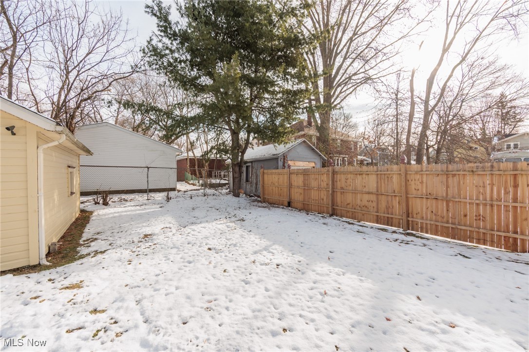 261 Madison Avenue Akron OH 44320