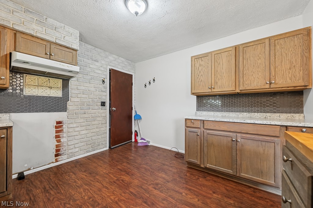 26872 Winona Road Homeworth OH 44634