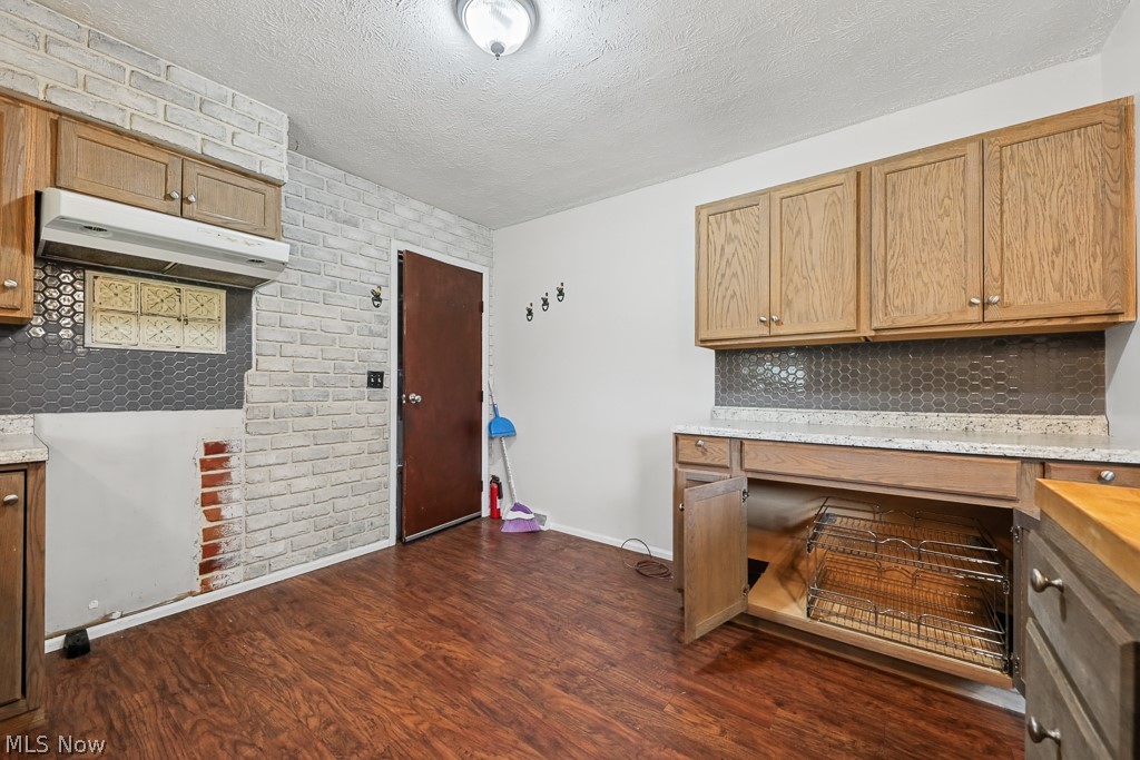 26872 Winona Road Homeworth OH 44634