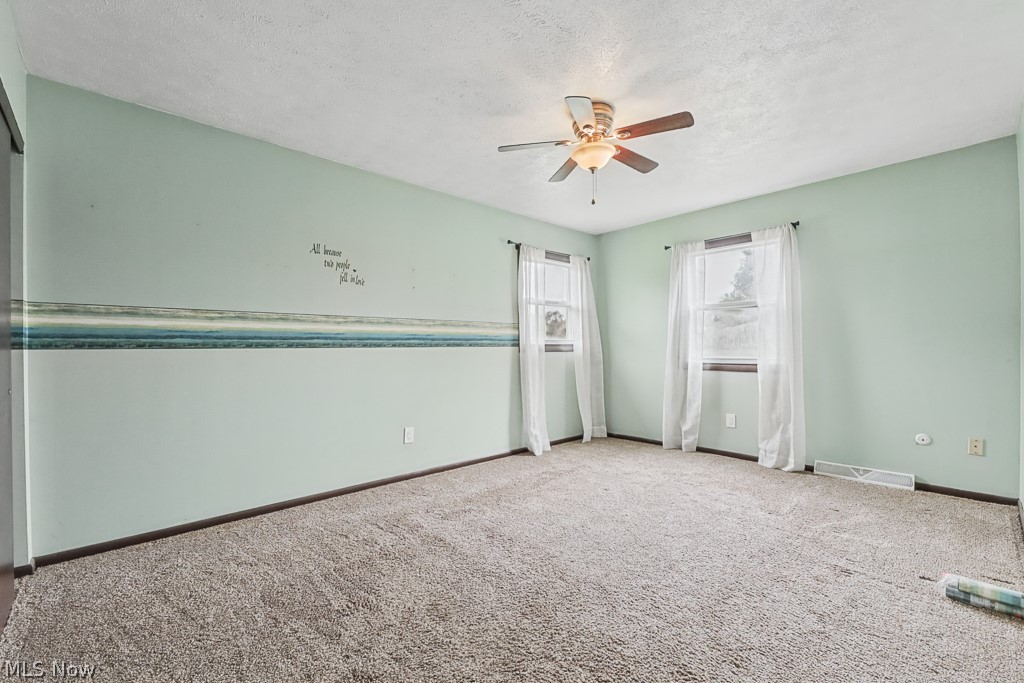 26872 Winona Road Homeworth OH 44634