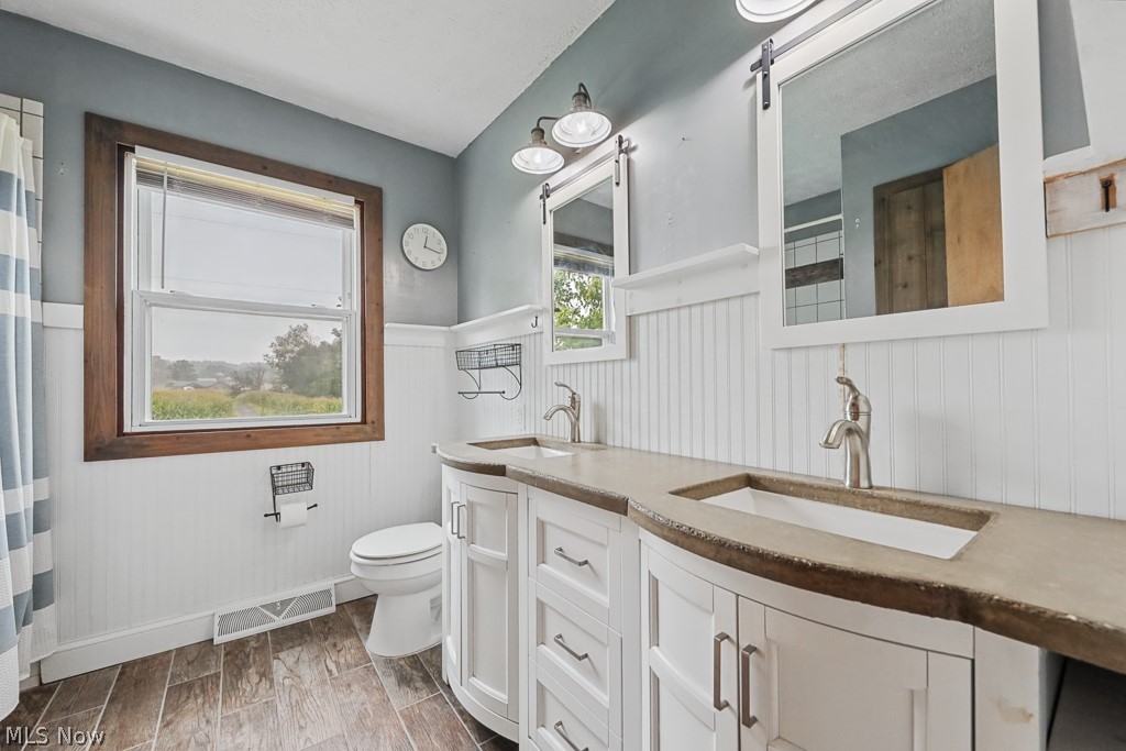 26872 Winona Road Homeworth OH 44634