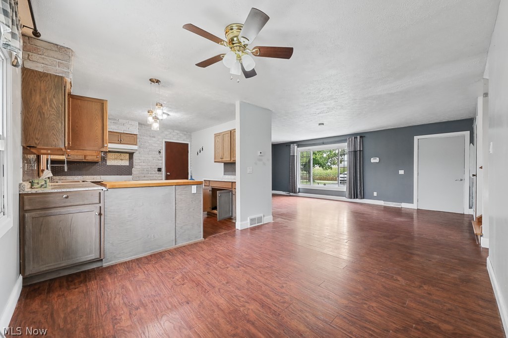 26872 Winona Road Homeworth OH 44634