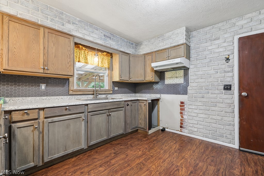 26872 Winona Road Homeworth OH 44634