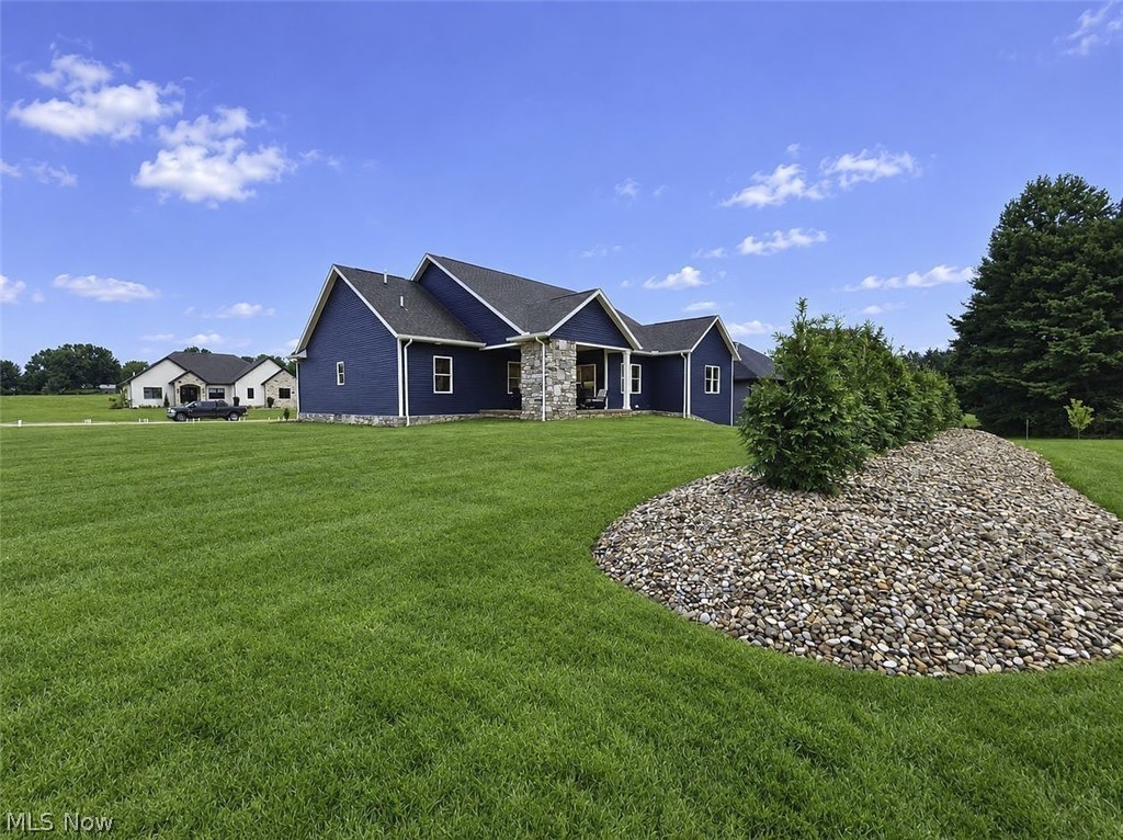 2066 W Market Street Orrville OH 44667
