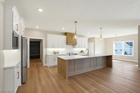 2066 W Market Street Orrville OH 44667
