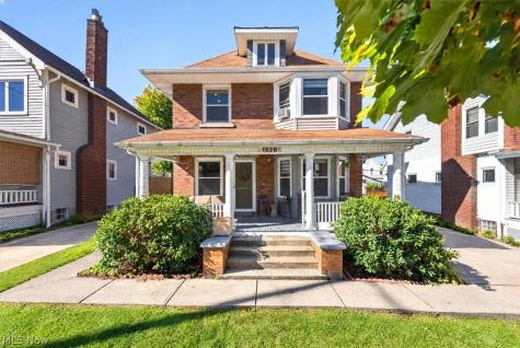 1528 Lauderdale Avenue Lakewood OH 44107