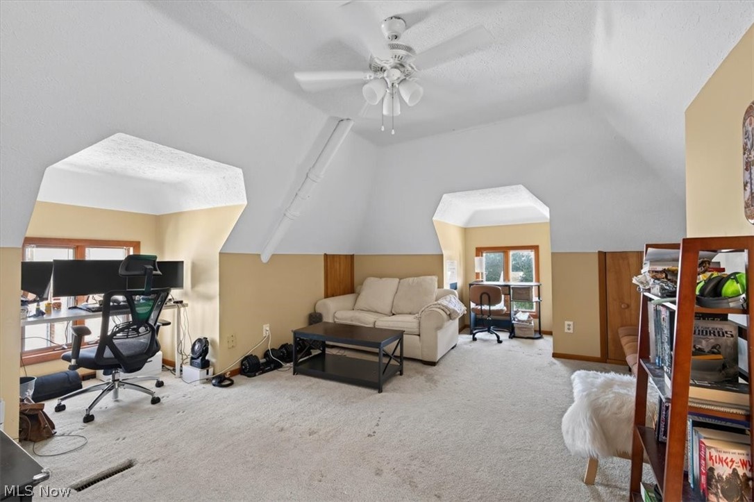 1528 Lauderdale Avenue Lakewood OH 44107