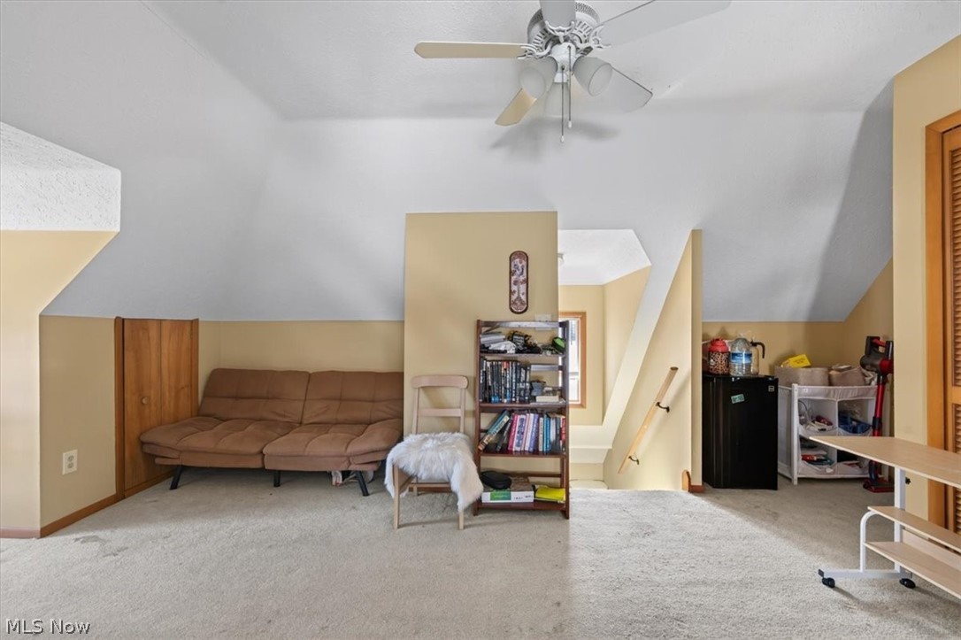 1528 Lauderdale Avenue Lakewood OH 44107