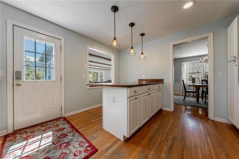 22350 Westchester Road Shaker Heights OH 44122