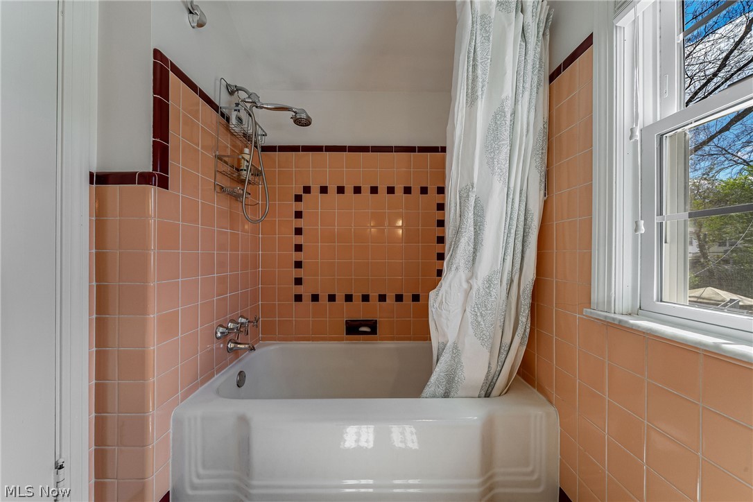 22350 Westchester Road Shaker Heights OH 44122