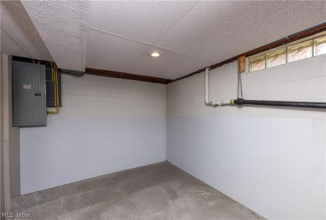 2380 Perry Drive SW Canton OH 44706