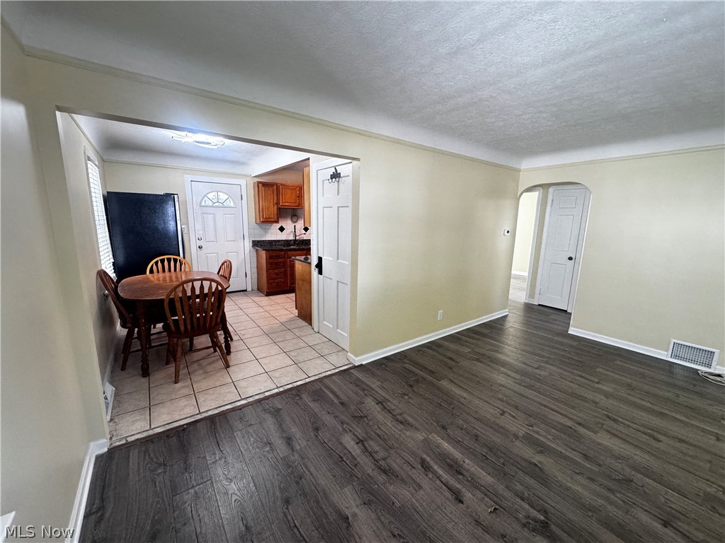 11801 Kensington Avenue Cleveland OH 44111