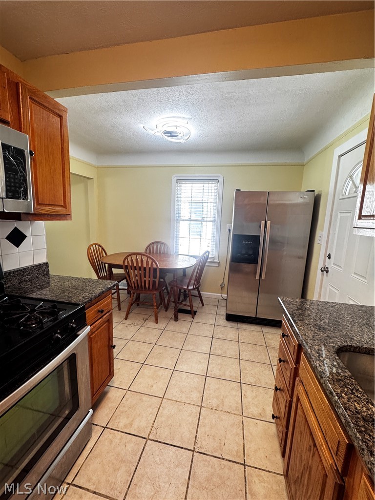 11801 Kensington Avenue Cleveland OH 44111