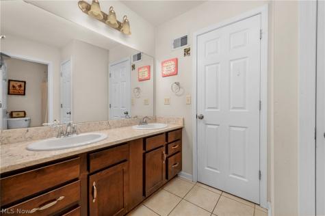 31084 Park Avenue Westlake OH 44145