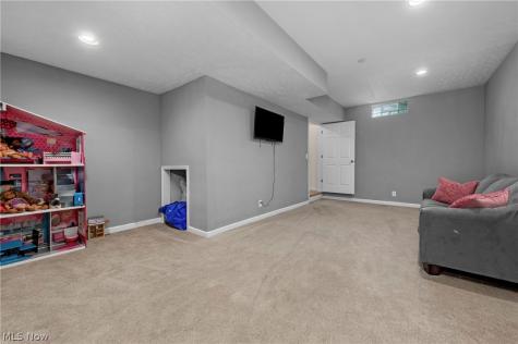31084 Park Avenue Westlake OH 44145