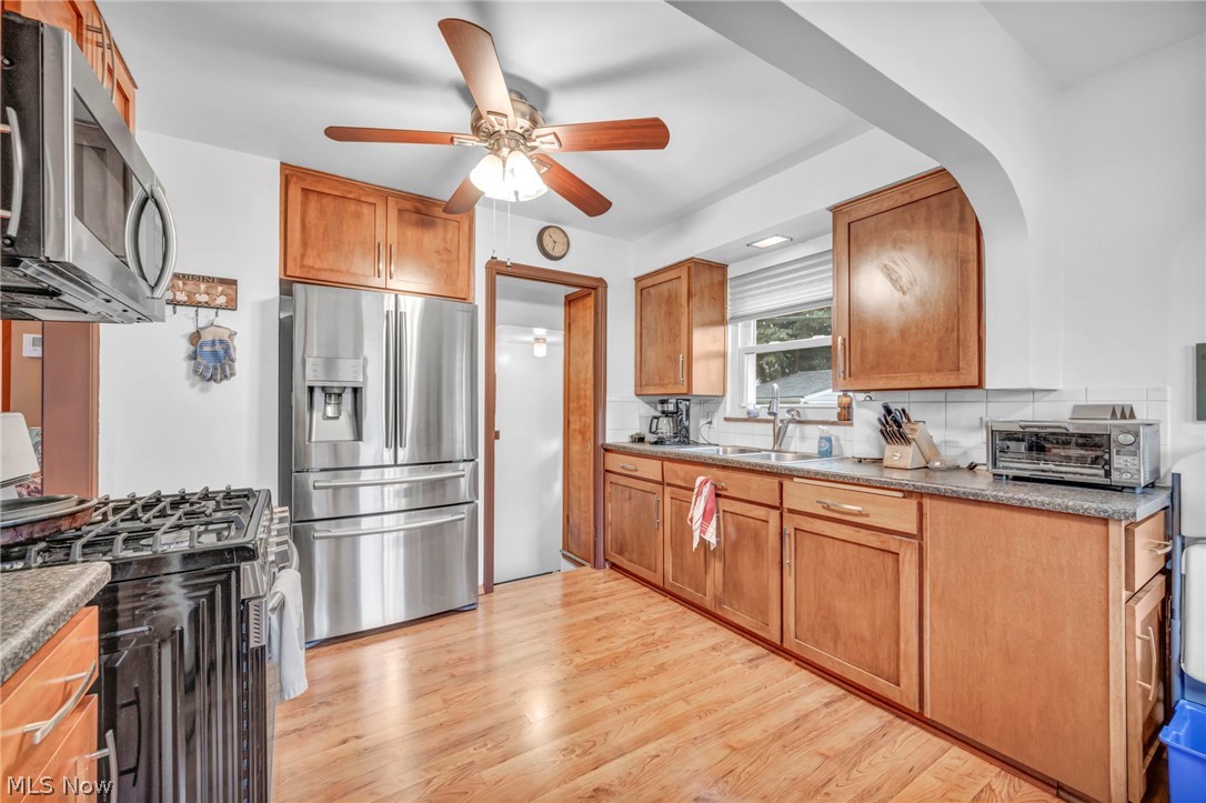 6284 Holburn Road Parma OH 44129