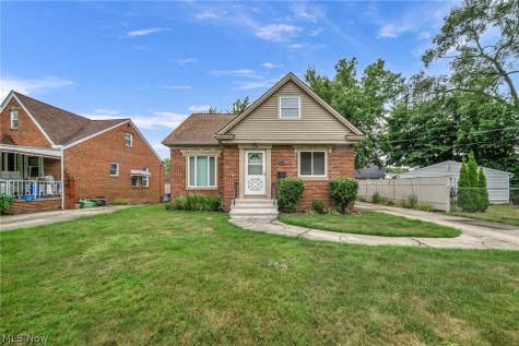 6284 Holburn Road Parma OH 44129