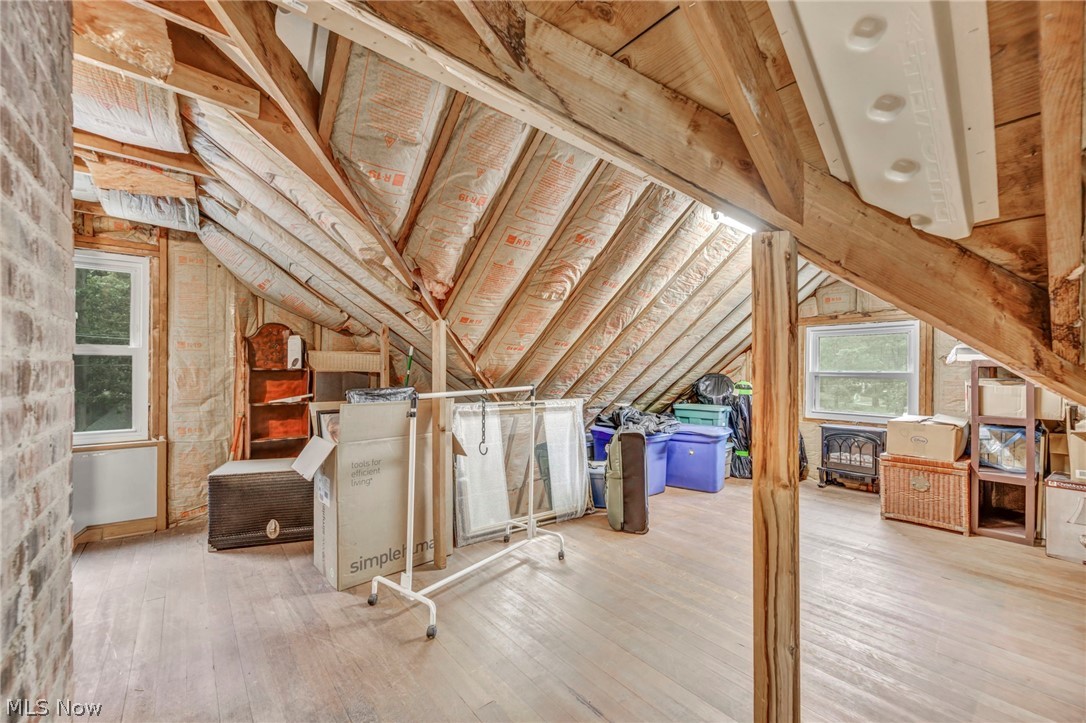 6284 Holburn Road Parma OH 44129