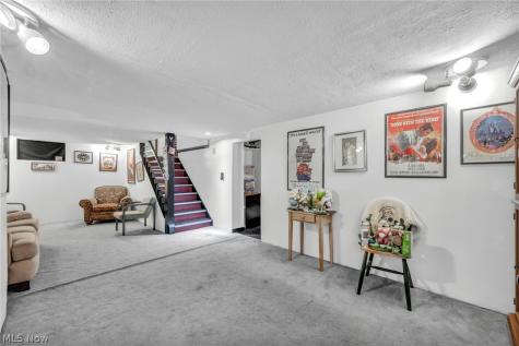 6284 Holburn Road Parma OH 44129