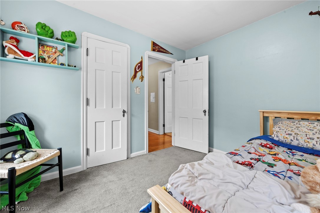15719 Fernway Avenue Cleveland OH 44111