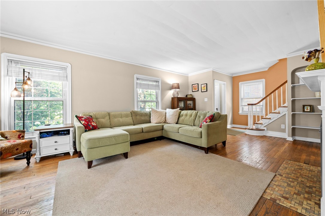 15719 Fernway Avenue Cleveland OH 44111