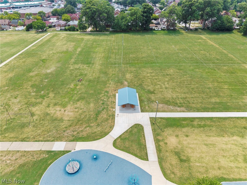 15719 Fernway Avenue Cleveland OH 44111