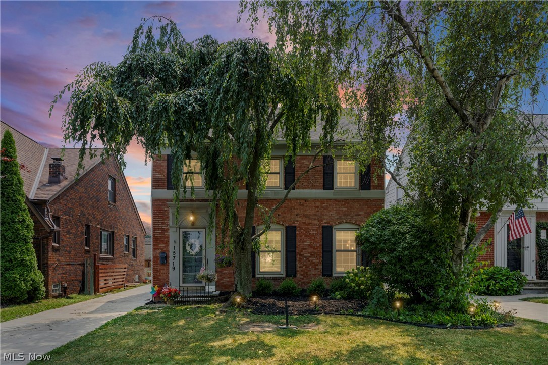 15719 Fernway Avenue Cleveland OH 44111