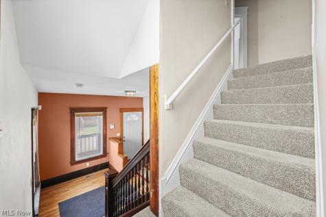 44 Agate Place Akron OH 44305