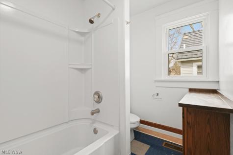 44 Agate Place Akron OH 44305