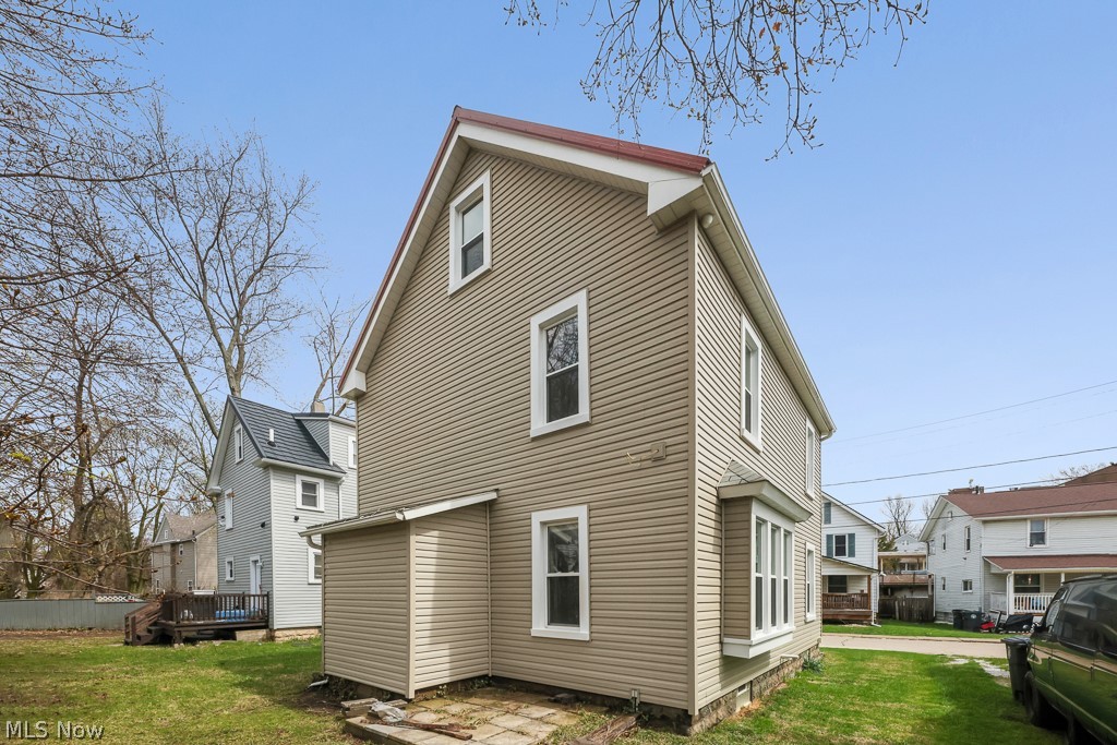 44 Agate Place Akron OH 44305