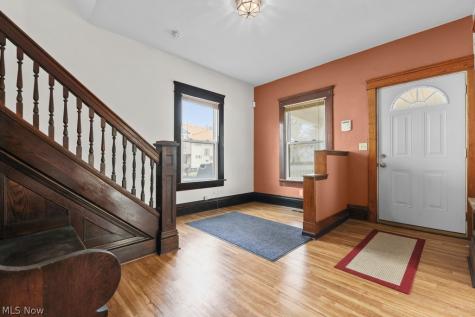 44 Agate Place Akron OH 44305
