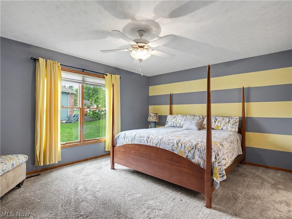 568 Breiton Circle Barberton OH 44203