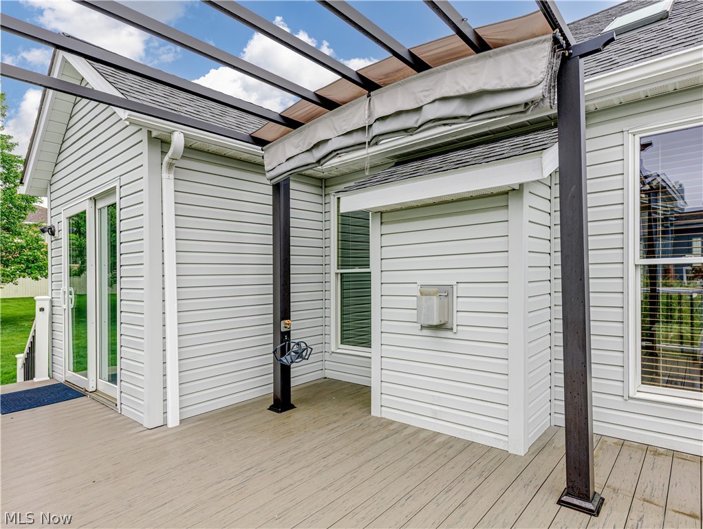 568 Breiton Circle Barberton OH 44203