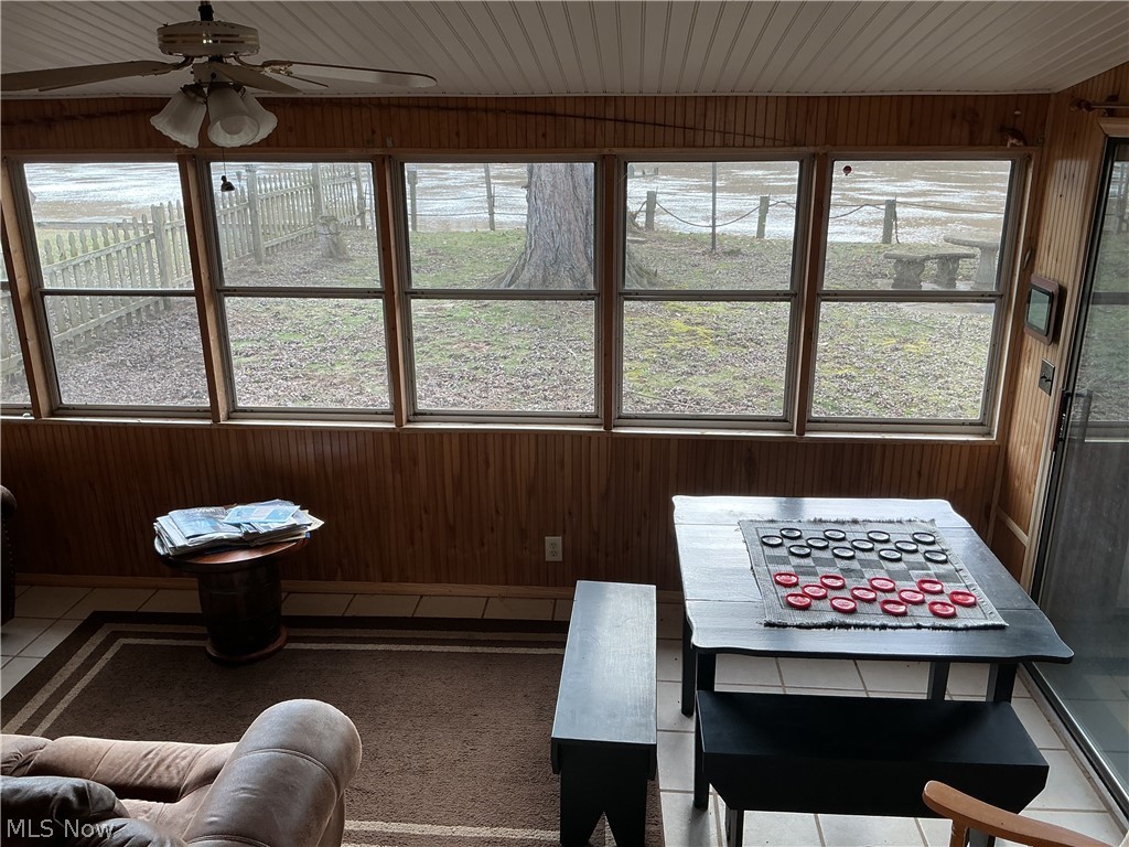 9385 N River Road Dresden OH 43821