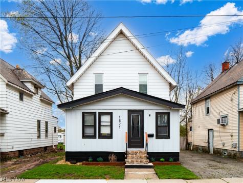 1821 Kenneth Avenue Cleveland OH 44109
