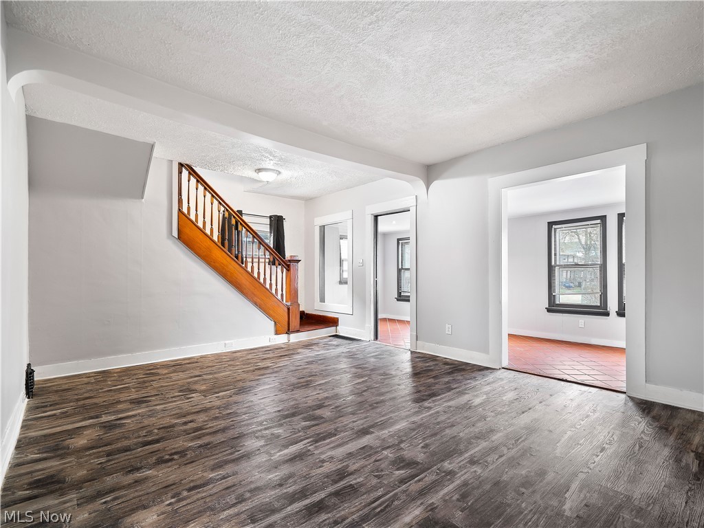 1821 Kenneth Avenue Cleveland OH 44109