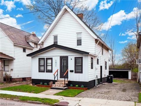 1821 Kenneth Avenue Cleveland OH 44109