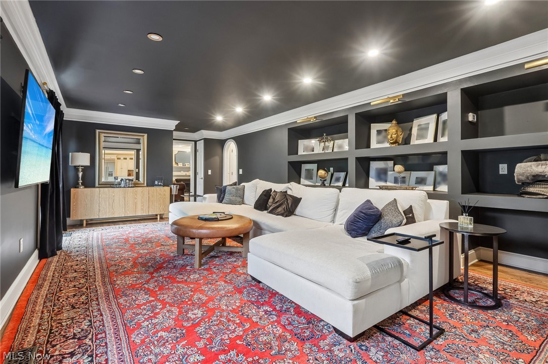 44 Pinewood Lane Hudson OH 44236