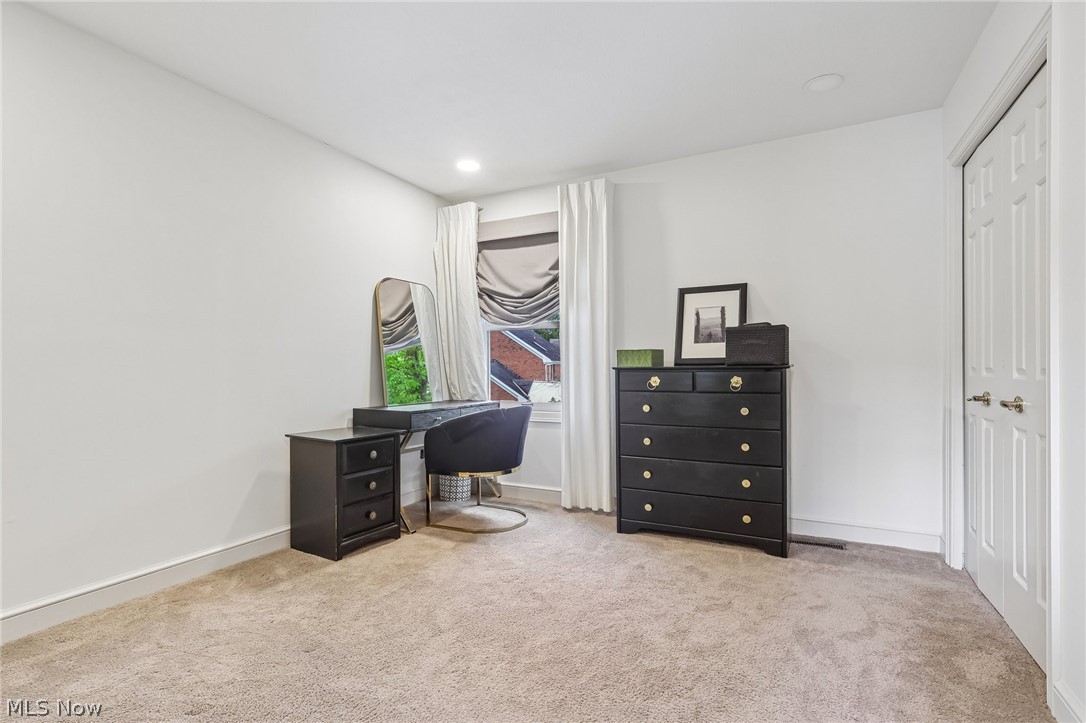 44 Pinewood Lane Hudson OH 44236