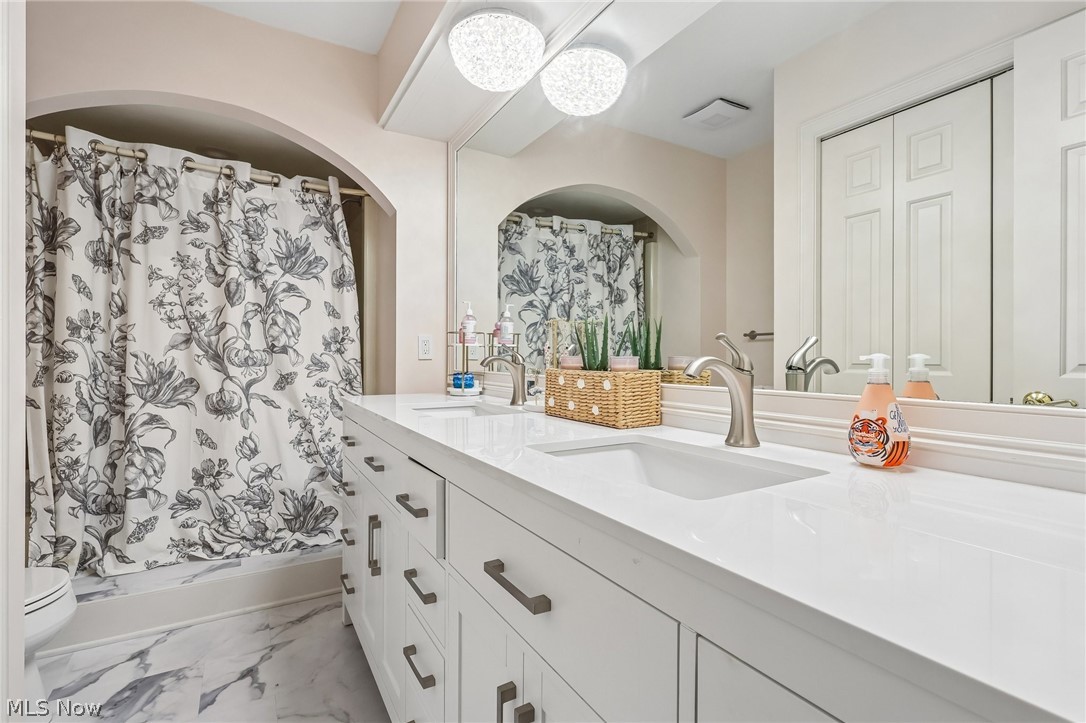 44 Pinewood Lane Hudson OH 44236