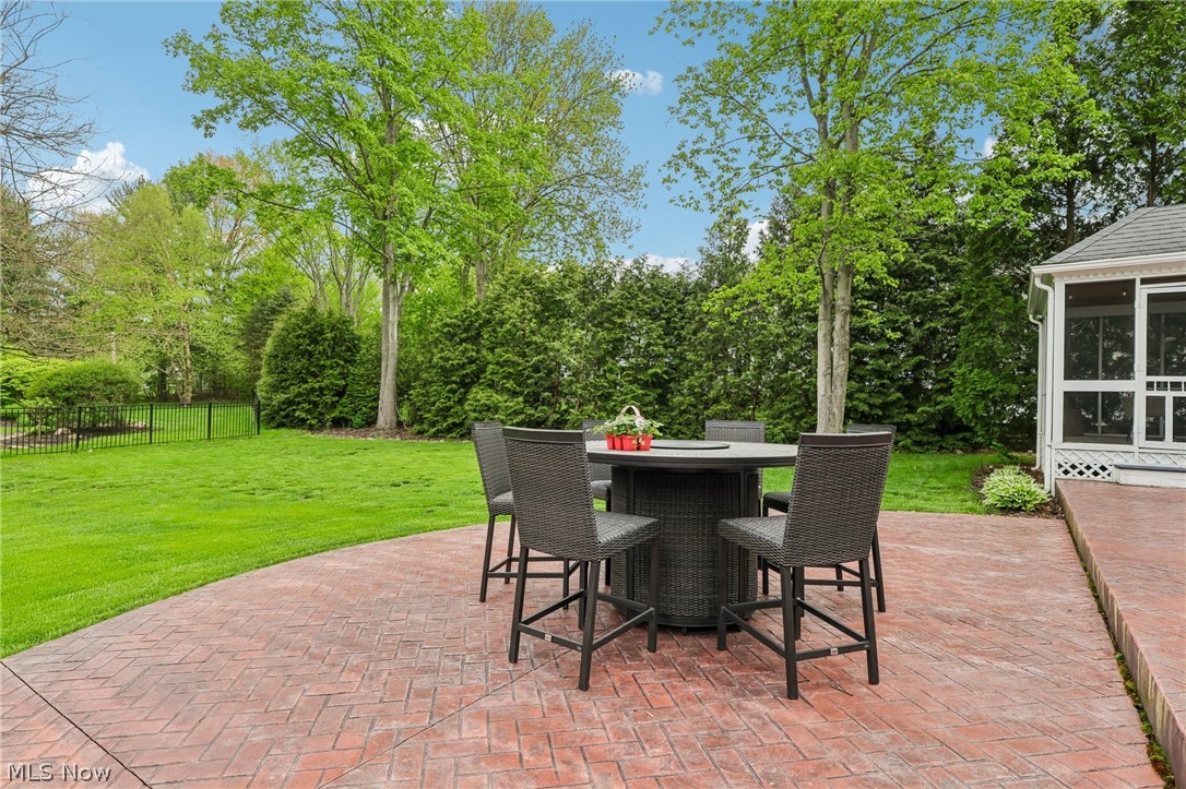 44 Pinewood Lane Hudson OH 44236