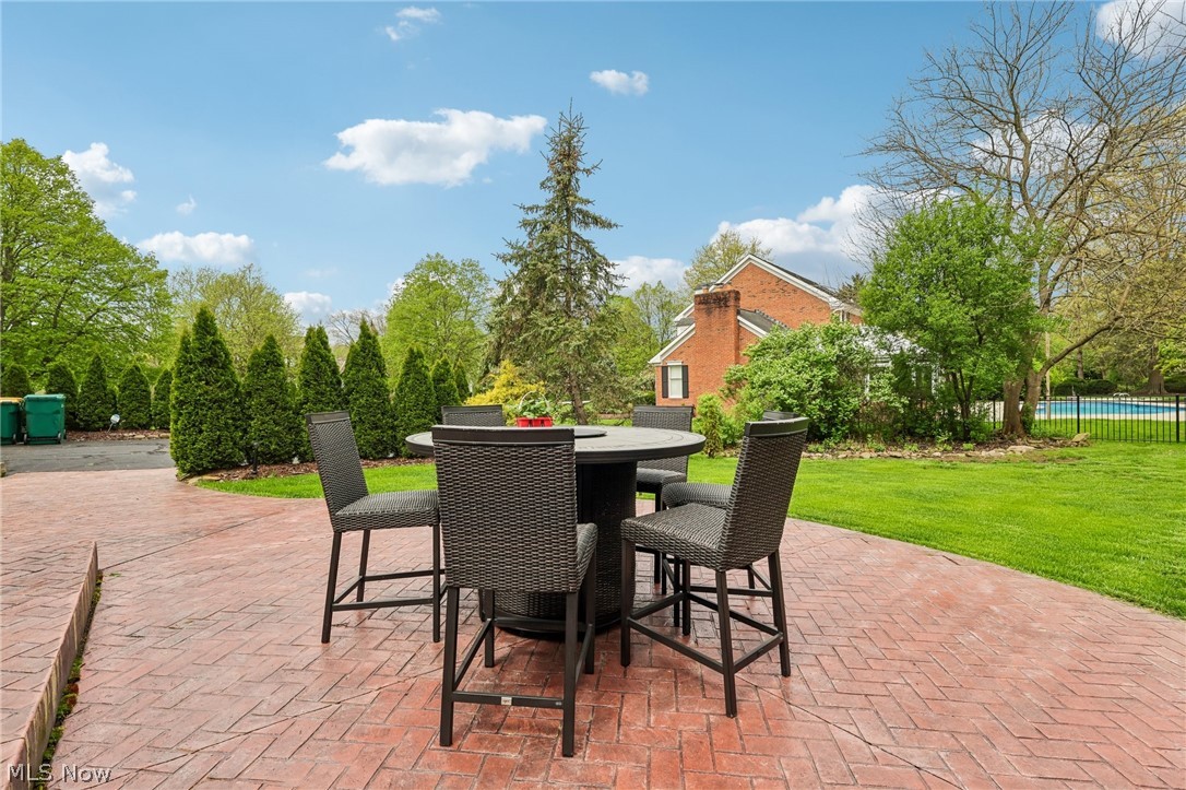 44 Pinewood Lane Hudson OH 44236