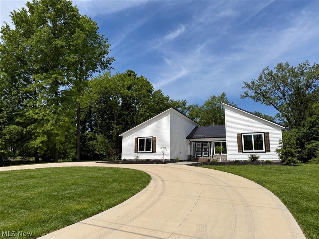 3940 Ellendale Road Moreland Hills OH 44022