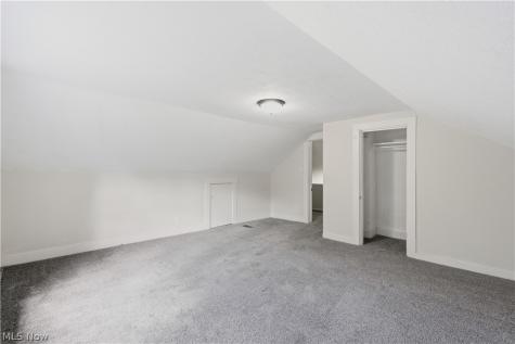 3443 E 75th Street Cleveland OH 44127