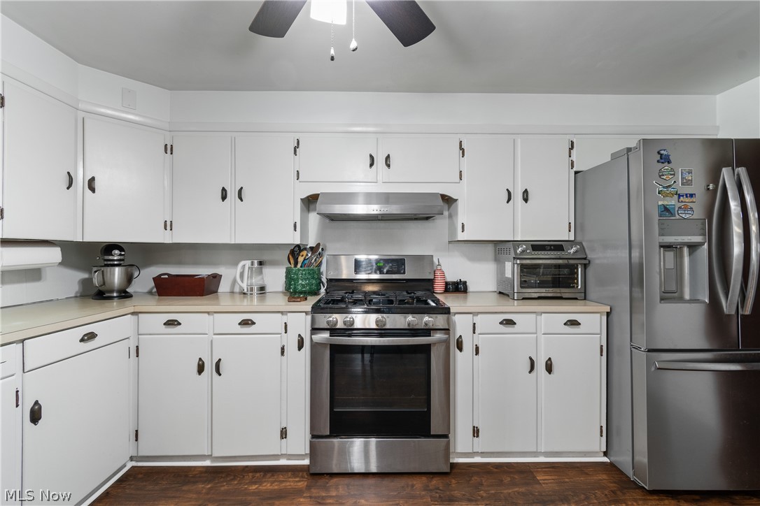 527 W Main Street Dalton OH 44618