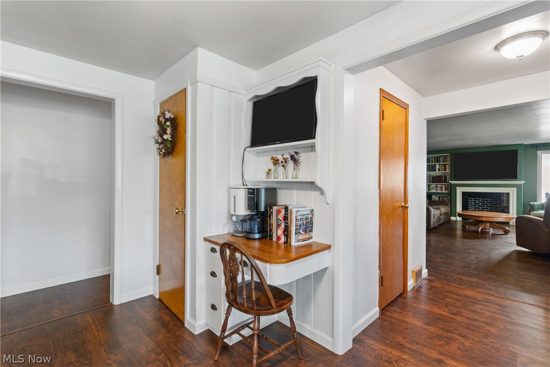 527 W Main Street Dalton OH 44618