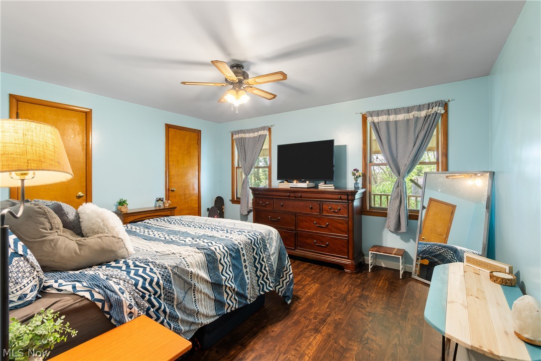527 W Main Street Dalton OH 44618