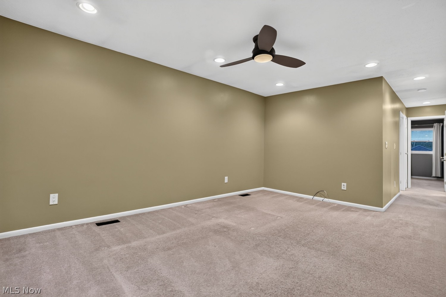 6189 Campbell Drive Madison OH 44057